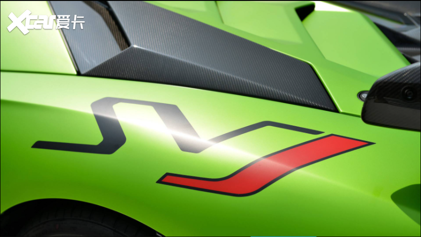 兰博基尼Aventador搭载V12发动机 带有定制排气装置