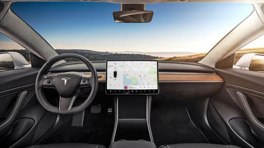 连宝马3系都要玩纯电动了，Model 3还会是唯一的选择？