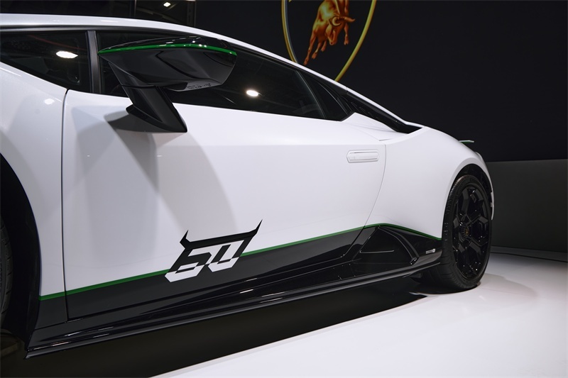 兰博基尼Huracán Tecnica 60周年限量版于广州车展首秀