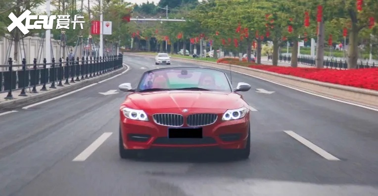 花100万买Z4 有病？