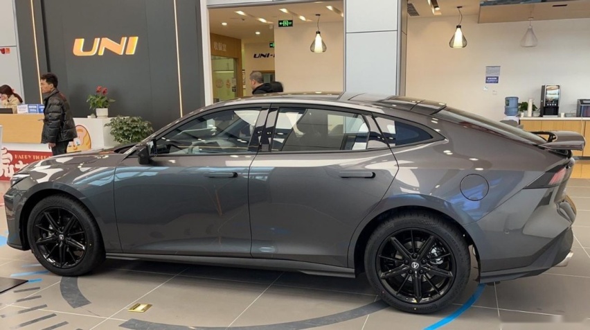 经典车型动力升级，长安UNI-V 2.0T版，能否延续往日辉煌？