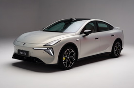 法拉利同源磁流变悬架！深蓝L06，年轻人的Dream Car？