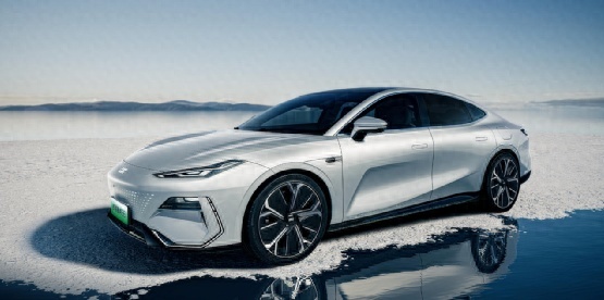 和911、GT比美的吉利银河E8，价格会有惊喜吗？
