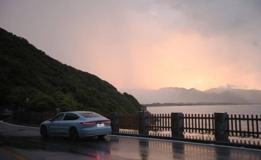 蔚来ET7完成高温测试，定位纯电大型轿车，预计2022年交付