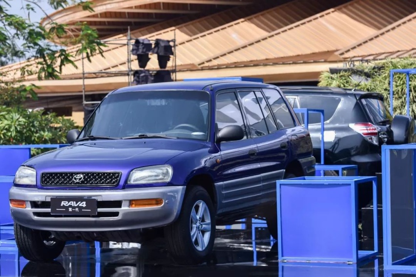 你不看好全新RAV4？可没想到，上市前就卖了18000台！