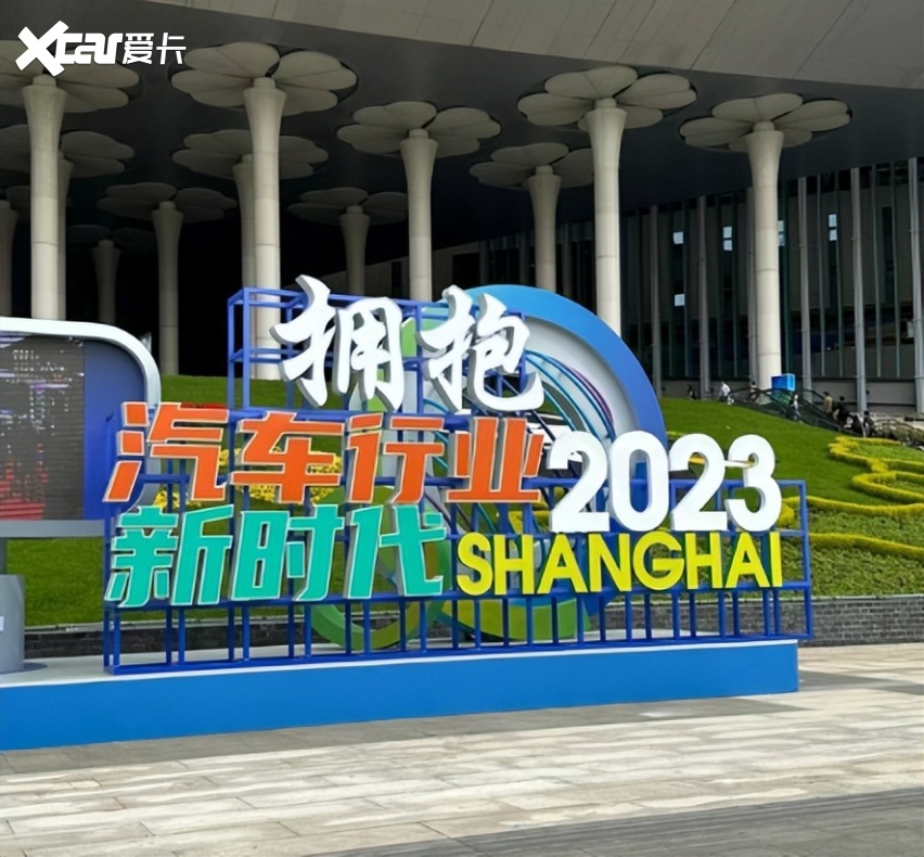 配置不亚于新势力的林肯Z，是解决续航焦虑的终极之选