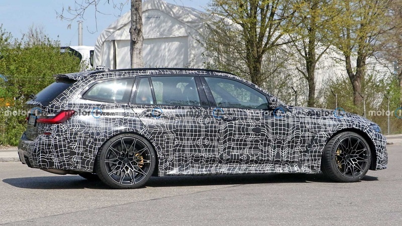 bmw-m3-touring-spy-shots (2).jpg