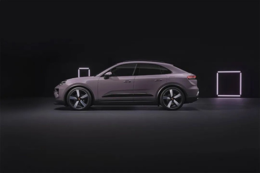 「触电」的保时捷 Macan，还能吃到燃油版的「老本」吗？