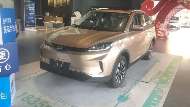 试了 9 款电动车，竟然挣了 1100？| 42Club