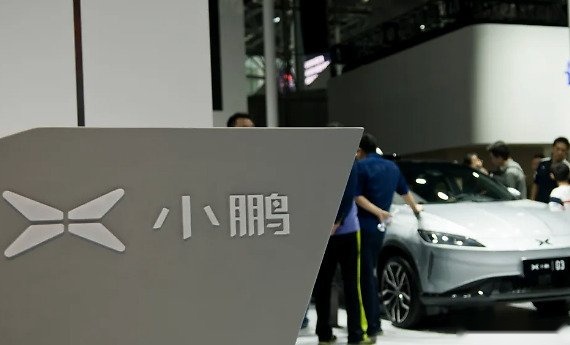 毛利转正难掩销量放缓，小鹏汽车市值萎缩恐将影响未来融资