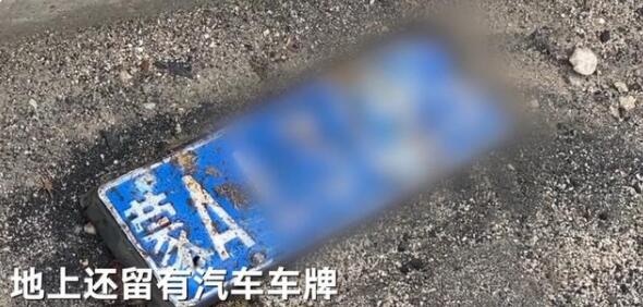 于月仙车祸涉事路虎极光全车顶被掀 全景天幕的车真的不安全吗?