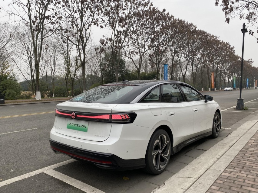22.7777万起，一汽-大众纯电旗舰ID.7 VIZZION怎么样?