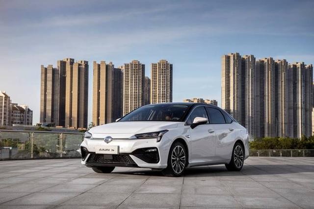 2020款广汽新能源Aion S 正式上市,加量不加价
