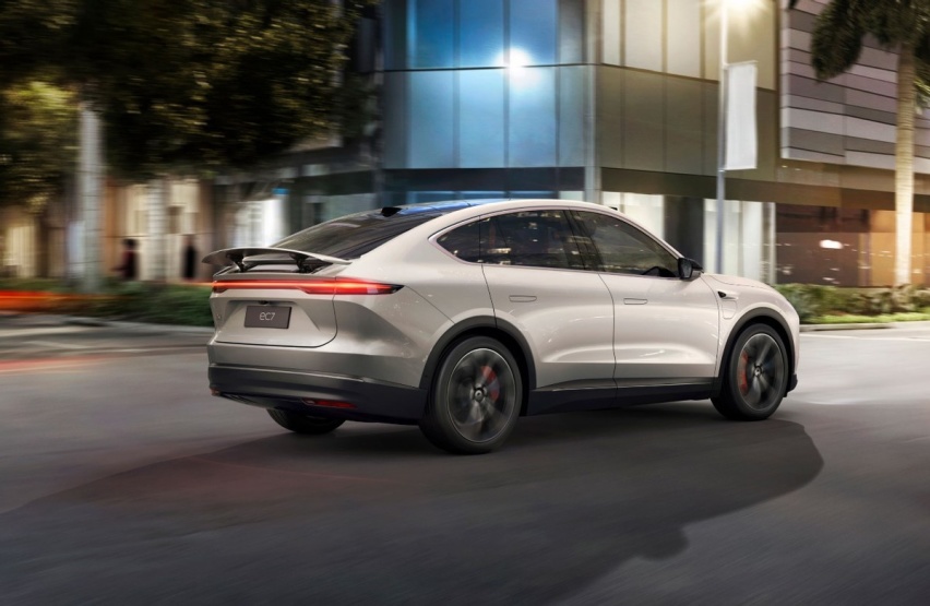 跨界对标宝马X6？蔚来全新轿跑SUV EC7上市 标配升降尾翼