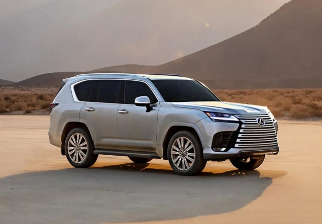 今年发布的这三款重磅SUV，谁才是超豪华之王？