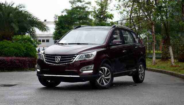 宝骏轿车实拍图曝光，或命名RC-5、起售价7万！