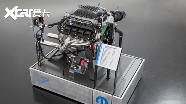 一刀说半路杀出个凯迪拉克美德系之间v8的战争正式打响