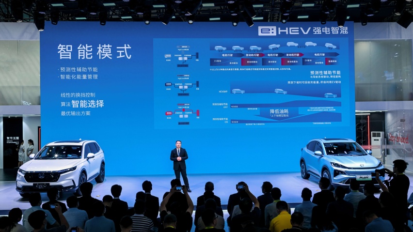 大理试驾CR-V e:HEV，平顺省油是亮点，竞争力如何？
