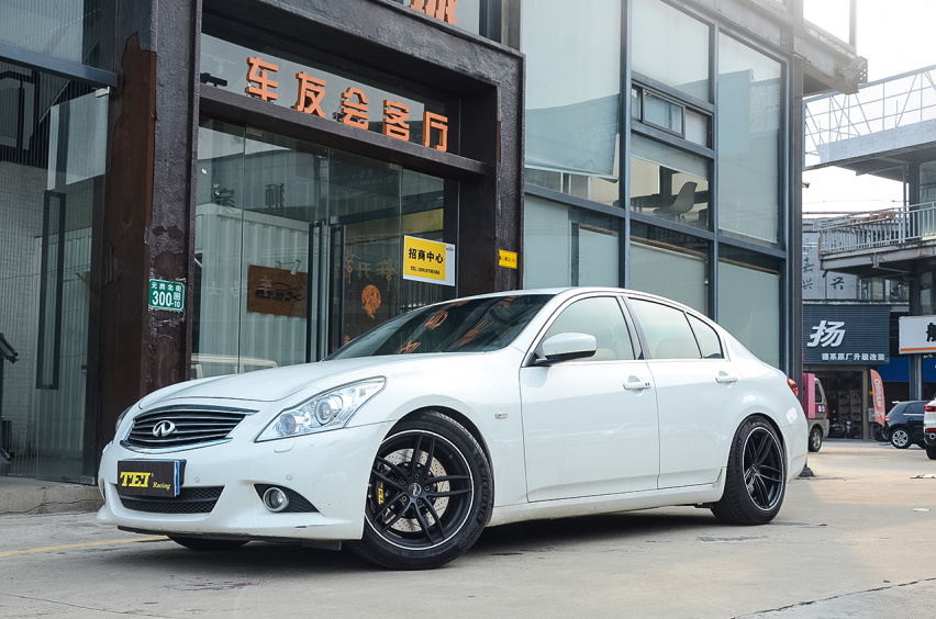 英菲尼迪G37改装TEI ​刹车和绞牙避震案例分享