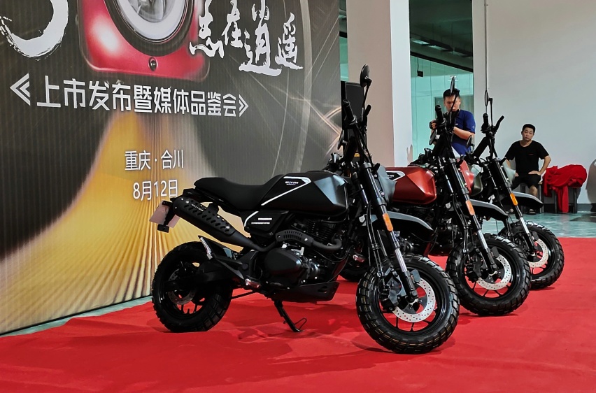 小身材大玩具 2020年国产迷你摩托能选的不多了