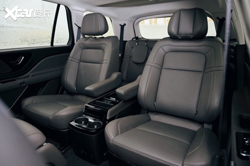 咖啡香里的出行哲学,林肯飞行家定义“舒服搭子”