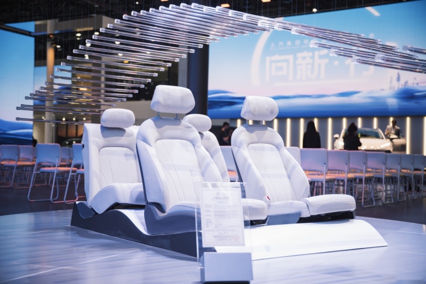 回归本质的智慧 飞凡双子星携全新跨界SUV概念车登陆上海车展