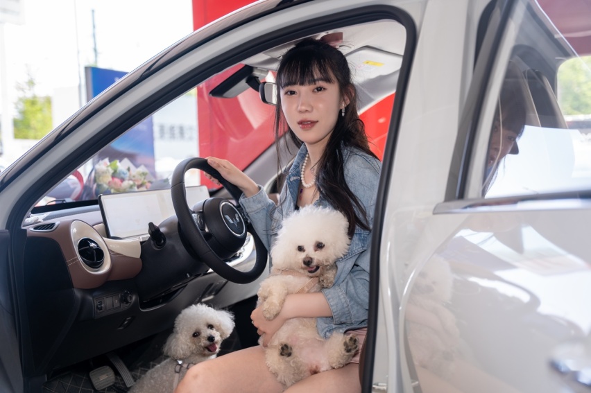 百台五菱缤果交车仪式|向美而行