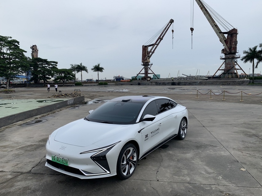 这车零百加速3.8秒，续航615公里，才卖36万！