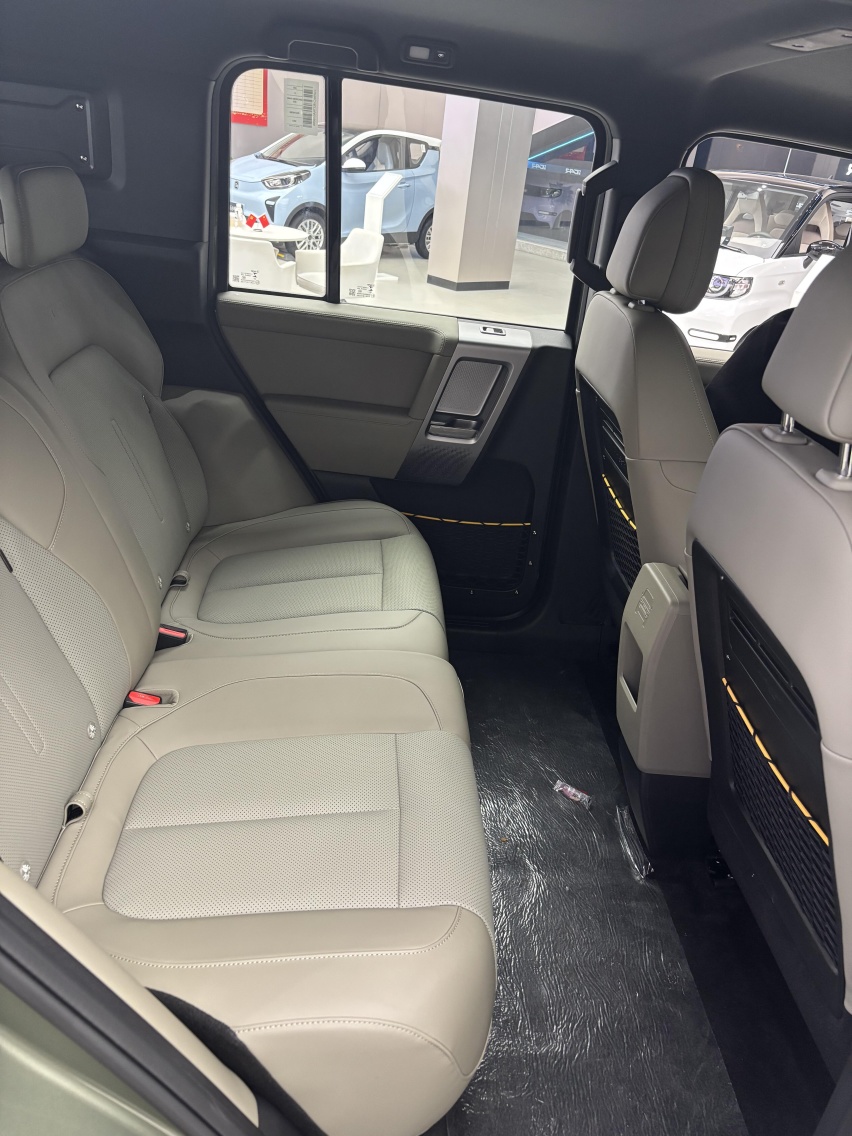 奇瑞iCAR V23实车到店，长超4米2，配211马力+续航501km