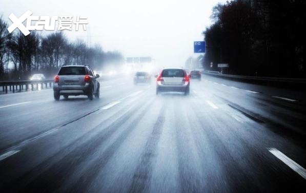 为什么越是老手 在高速上越喜欢 开慢车 爱卡汽车爱咖号