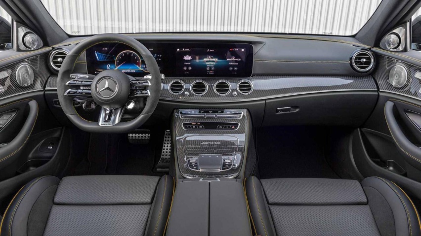 挑战新M5，全新AMG E63 S发布，这奔驰旅行车可太香了