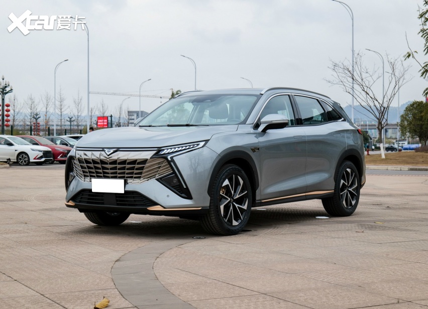 属于年轻消费者的suv!不足十万拥有百万级外观,配1.6t终身质保