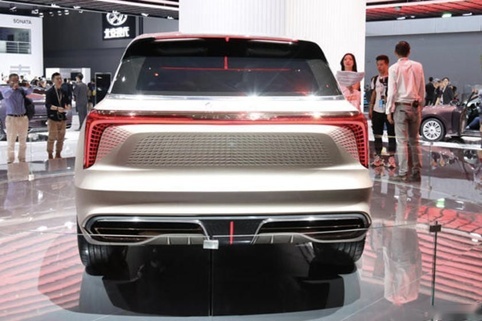 红旗HONGQI E115：国产版劳斯莱斯Cullinan