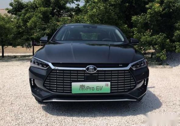 这3款国产车，新能源销量不输燃油版，吉利星越也有份