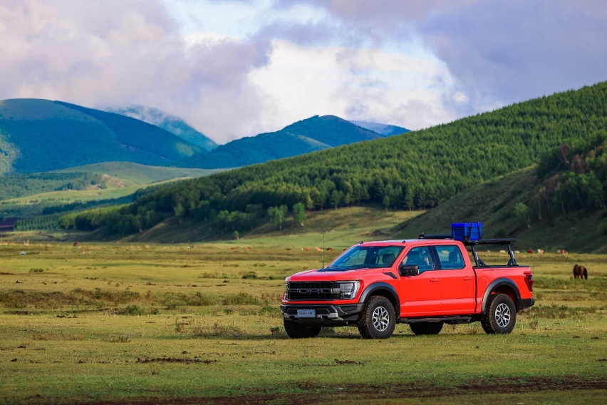 塞上驭“猛”，夏日逐风 全新一代福特F-150猛禽实车亮相
