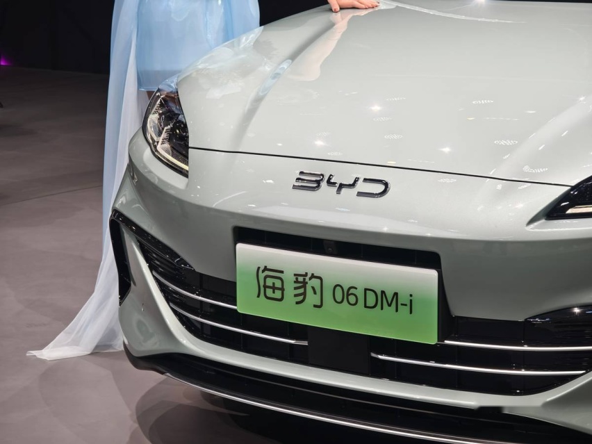 能跑2000公里的海豹06DM-i，是用了大油箱还是新技术？