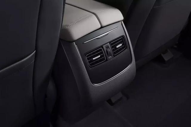 拒绝街车 猎豹新CS10 7.98万起，成为年轻人新选择？
