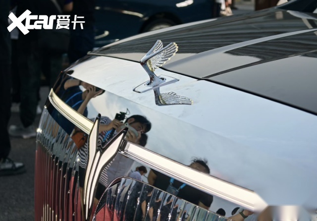 全新岚图梦想家9上市，41.99万起的高端MPV
