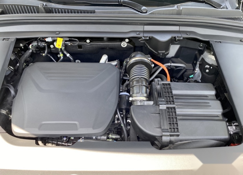 以全新面貌挑战理想L7，试驾新摩卡DHT-PHEV