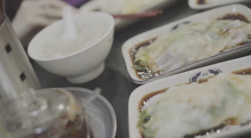 新劲炫和《葫芦兄弟》进城,探店文和友——打卡地道美食