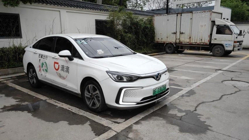 “三年省出一辆车” 北京EU5被司机称为网约车神车