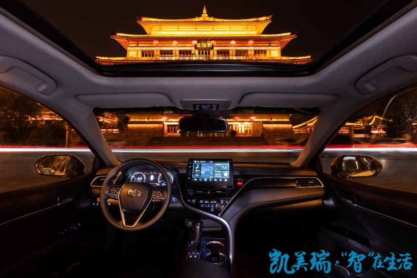 凯美瑞持续热销，智能加码、无忧电混，尽展智能旗舰魅力