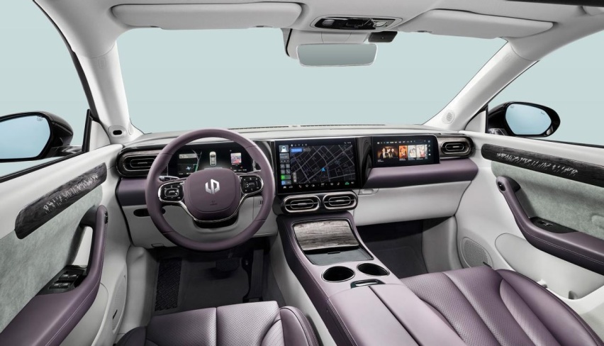 15万元纯电SUV 哪吒U Pro和零跑C11谁更胜一筹？