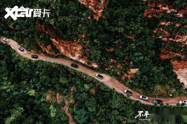方程豹豹8豹5闪充版郑州上市,开启3分钟换胎时代