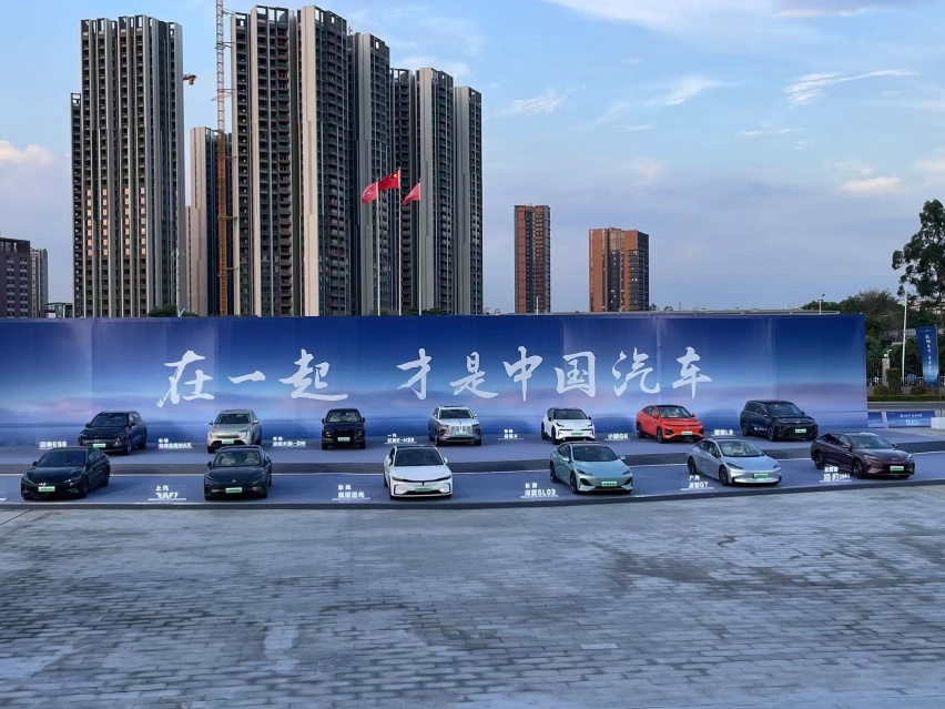 长城高管疑似下场回应，没法和比亚迪“在一起”，不如先打一架