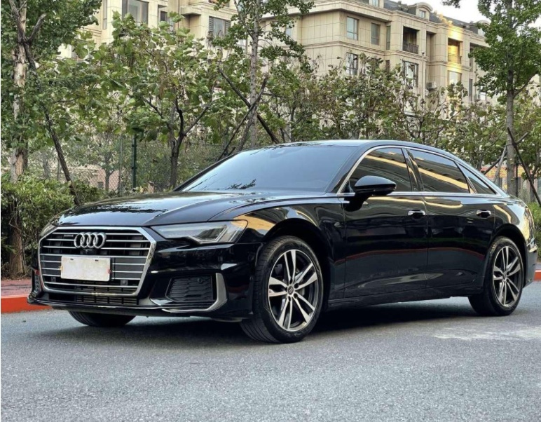 奥迪A6L对比沃尔沃S90，同为2.0T你会选谁？