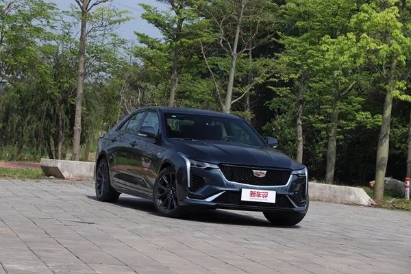 只要23万！年轻人的“大后超”，凯迪拉克CT4你买账吗？