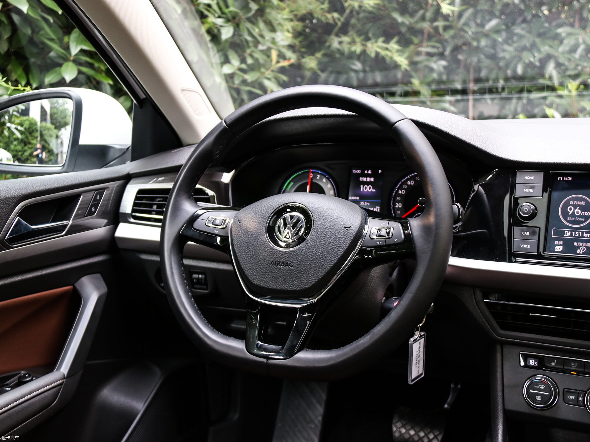 【2019款朗逸电动优享版_中控区_23/93张图片】_汽车图片大全_爱卡