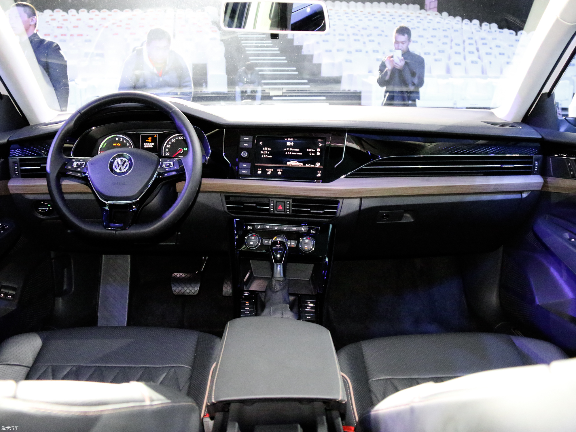 【2019款帕萨特混动430phev 混动豪华版_中控区_56/355张图片】_汽车