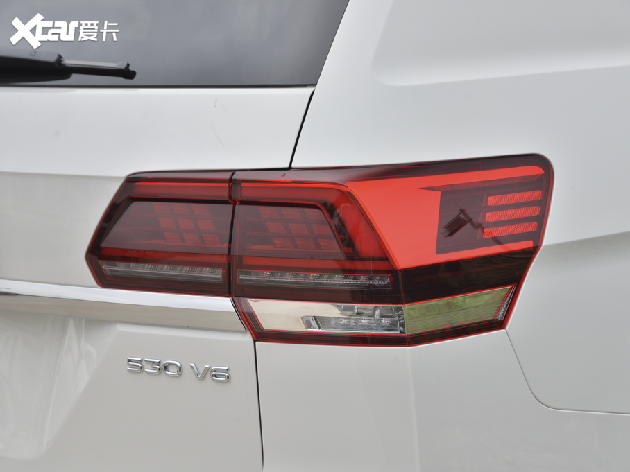 2020; Ŀ 530 V6 콢